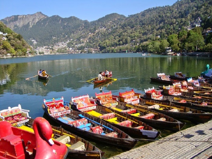Naini Lake in Nainital, Uttarakhand