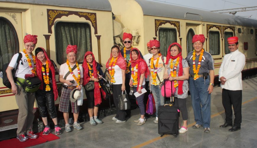 Traditional Welcome Palace on Wheels